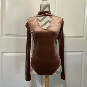 Harlow & Graham Large Velvet Bodysuit